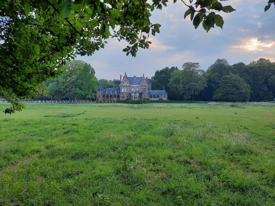 B&B Chateau De Ramegnies-Chin Tournai Eksteriør bilde